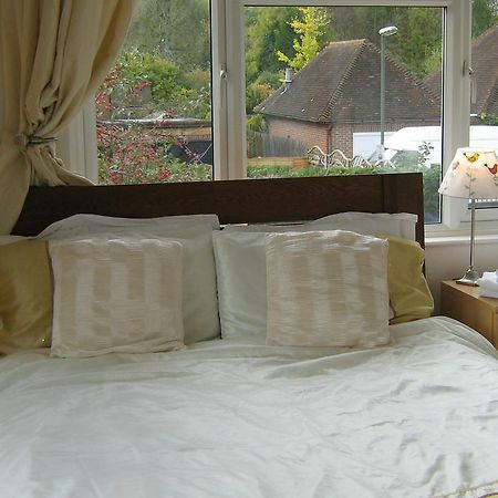 Savannah Bed&Breakfast Virginia Water Bagian luar foto