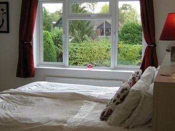 Savannah Bed&Breakfast Virginia Water Bagian luar foto