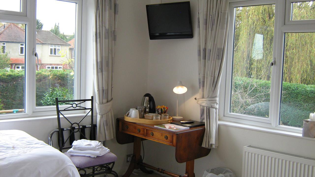 Savannah Bed&Breakfast Virginia Water Bagian luar foto